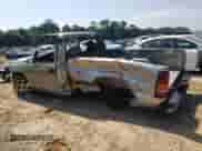 2002 GMC Sierra 1500 z VIN 1GTEC14W02Z290420, wystawiony jako Copart lot #65817084 z przebiegiem 273 128 mil mil oraz Szkoda całkowita • Salvage title. Historia ofert i sprzedaży dostępna na DreamBid. Obrazek 2.