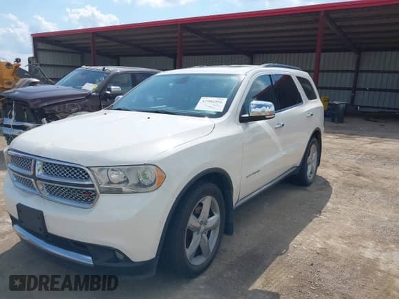 2012 Dodge Durango Citadel z VIN 1C4RDJEG6CC336987, wystawiony jako IAAI lot #42986596 z przebiegiem 218 899 mil mil oraz . Historia ofert i sprzedaży dostępna na DreamBid. Obrazek 17.