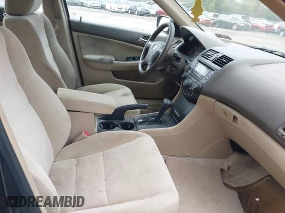 2005 Honda Accord LX с VIN 1HGCM56445A151290, выставлен на аукционе IAAI как лот 43503069 с пробегом 224 673 миль миль и . История ставок и продаж доступна на DreamBid. Изображение 5.