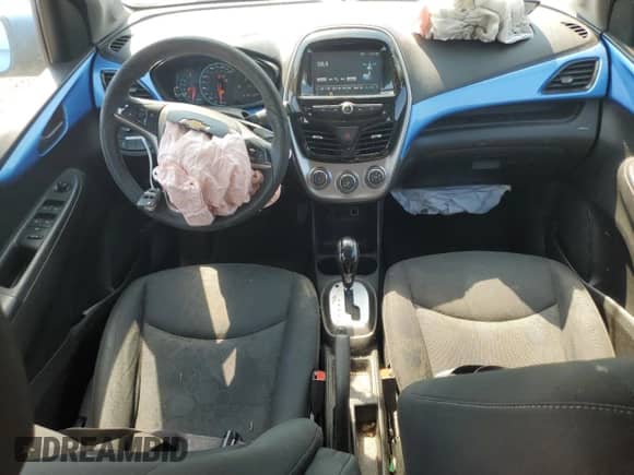 2017 Chevrolet Spark LT z VIN KL8CD6SA2HC728299, wystawiony jako Copart lot #81366725 z przebiegiem 57 413 mil mil oraz Szkoda całkowita • Salvage title. Historia ofert i sprzedaży dostępna na DreamBid. Obrazek 8.