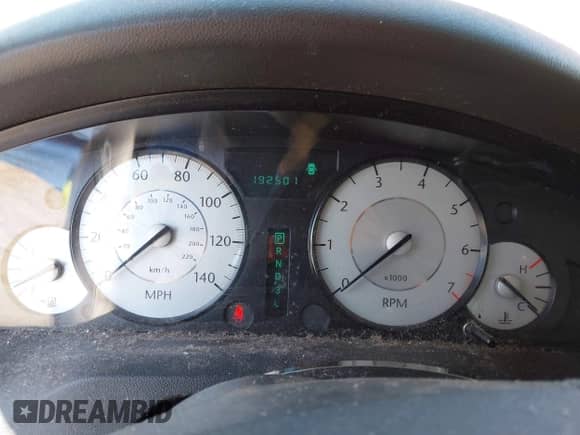 2008 Chrysler 300 LX with VIN 2C3KA43RX8H250980, listed as a IAAI auction lot 43067600 with 192,501 mi miles and . Bid and sale history available at DreamBid. Image 7.