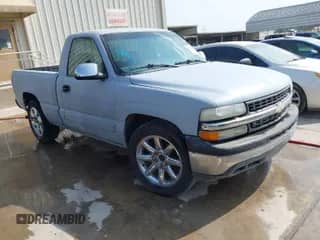2004 Chevrolet Silverado 1500 LS with VIN 1GCEC14T24Z215856, listed as a IAAI auction lot 41840514 with 137,747 mi miles and . Bid and sale history available at DreamBid. Image 1.