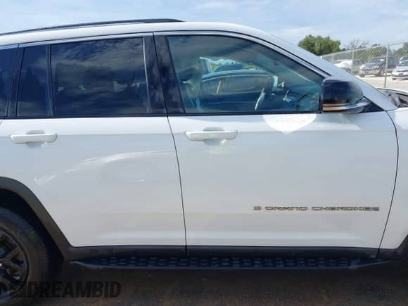 2023 Jeep Grand Cherokee Limited with VIN 1C4RJGBG7PC575664, listed as a IAAI auction lot 42835920 with 46,594 mi miles and . Bid and sale history available at DreamBid. Image 13.