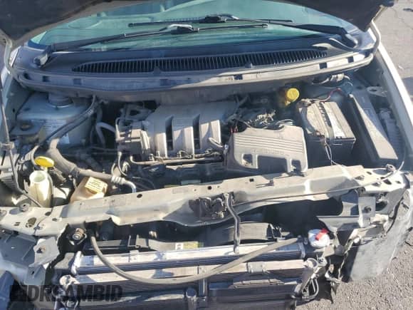 1999 Dodge Grand Caravan with VIN 1B4GP54G3XB616110, listed as a Copart auction lot 44845515 with 151,582 mi miles and Salvage title. Bid and sale history available at DreamBid. Image 12.