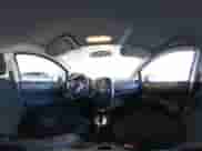 2015 Nissan Note S Plus z VIN 3N1CE2CP6FL418838, wystawiony jako IAAI lot #43219982 z przebiegiem 120 425 mil mil oraz . Historia ofert i sprzedaży dostępna na DreamBid. Obrazek 18.