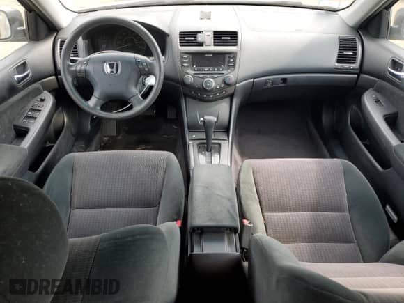 2004 Honda Accord LX z VIN 1HGCM66374A075124, wystawiony jako Copart lot #58367505 z przebiegiem 196 914 mil mil oraz Szkoda całkowita • Salvage title. Historia ofert i sprzedaży dostępna na DreamBid. Obrazek 8.