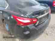 2016 Nissan Altima SR z VIN 1N4AL3AP3GC264210, wystawiony jako IAAI lot #42944071 z przebiegiem 242 554 mil mil oraz . Historia ofert i sprzedaży dostępna na DreamBid. Obrazek 6.