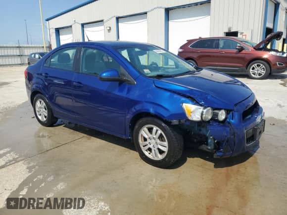 2012 Chevrolet Sonic LS с VIN 1G1JA5SH3C4197625, выставлен на аукционе Copart как лот 68454525 с пробегом 175 440 миль миль и Списание • Salvage title. История ставок и продаж доступна на DreamBid. Изображение 4.