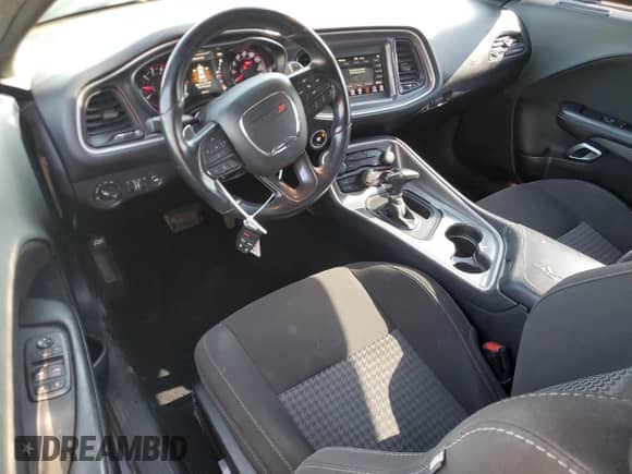 2020 Dodge Challenger GT с VIN 2C3CDZJG5LH234656, выставлен на аукционе Copart как лот 71856985 с пробегом 91 457 миль миль и Списание • Salvage title. История ставок и продаж доступна на DreamBid. Изображение 8.