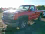 2003 Chevrolet Silverado 2500HD Work Truck с VIN 1GCHK24UX3E313327, выставлен на аукционе IAAI как лот 43426832 с пробегом 194 520 миль миль и . История ставок и продаж доступна на DreamBid. Изображение 2.