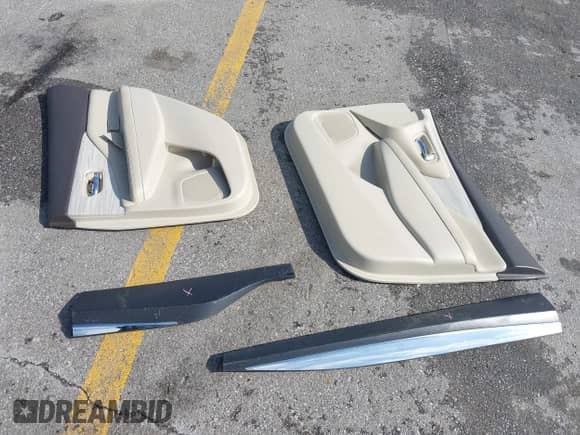 2017 Nissan Murano S with VIN 5N1AZ2MH9HN140046, listed as a IAAI auction lot 42580401 with 154,005 mi miles and . Bid and sale history available at DreamBid. Image 12.