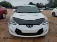 2013 Hyundai Veloster w/Black Int с VIN KMHTC6AD0DU149690, выставлен на аукционе Copart как лот 68201775 с пробегом 112 030 миль миль и Списание • Salvage title. История ставок и продаж доступна на DreamBid. Изображение 5.