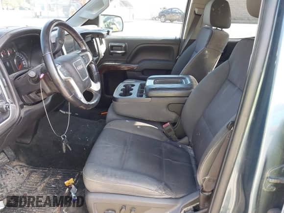 2014 GMC Sierra 1500 SLE z VIN 1GTV2UECXEZ180357, wystawiony jako IAAI lot #43225247 z przebiegiem 126 594 mil mil oraz . Historia ofert i sprzedaży dostępna na DreamBid. Obrazek 5.