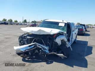 2006 Chevrolet Silverado 1500 LT1 z VIN 2GCEC13T561211507, wystawiony jako IAAI lot #43270190 z przebiegiem 249 190 mil mil oraz . Historia ofert i sprzedaży dostępna na DreamBid. Obrazek 6.