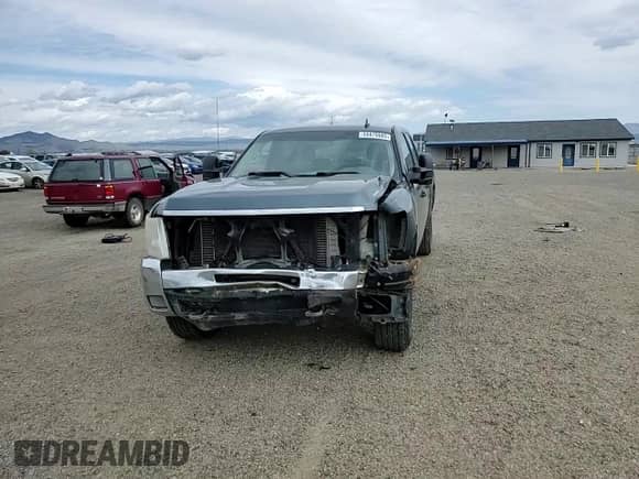 2007 Chevrolet Silverado 2500HD 1LT с VIN 1GCHK23677F509759, выставлен на аукционе Copart как лот 55479685 с пробегом Не указан миль и Чистый • Clean title. История ставок и продаж доступна на DreamBid. Изображение 14.