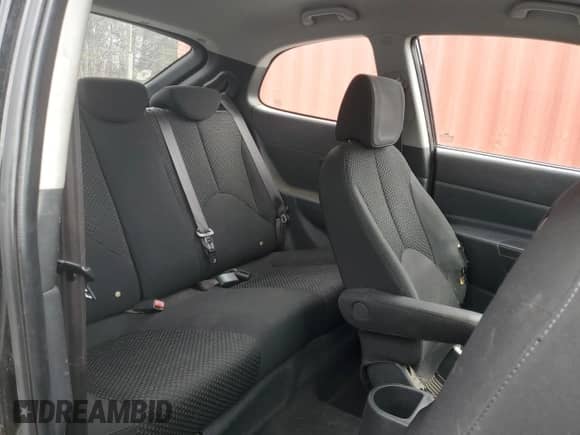 2010 Hyundai Accent GS z VIN KMHCM3AC8AU165926, wystawiony jako Copart lot #48303995 z przebiegiem 248 619 mil mil oraz Szkoda całkowita • Salvage title. Historia ofert i sprzedaży dostępna na DreamBid. Obrazek 10.