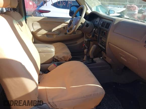 2001 Toyota Tacoma с VIN 5TEWN72N71Z877082, выставлен на аукционе IAAI как лот 42079139 с пробегом 209 396 миль миль и . История ставок и продаж доступна на DreamBid. Изображение 5.