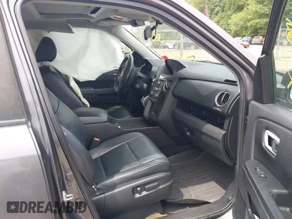 2014 Honda Pilot EX-L z VIN 5FNYF4H5XEB025361, wystawiony jako IAAI lot #42600092 z przebiegiem 169 019 mil mil oraz . Historia ofert i sprzedaży dostępna na DreamBid. Obrazek 5.