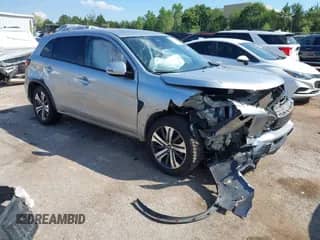 2020 Mitsubishi Outlander ES z VIN JA4AR3AU4LU024869, wystawiony jako IAAI lot #42978206 z przebiegiem 100 329 mil mil oraz . Historia ofert i sprzedaży dostępna na DreamBid. Obrazek 1.