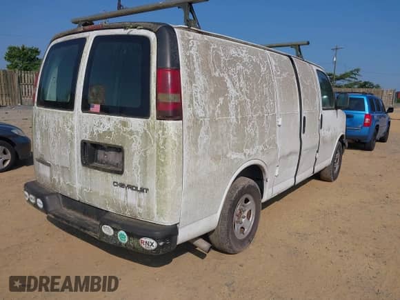 2006 Chevrolet Express Cargo with VIN 1GCFG15X961216031, listed as a IAAI auction lot 42403429 with 172,462 mi miles and . Bid and sale history available at DreamBid. Image 4.