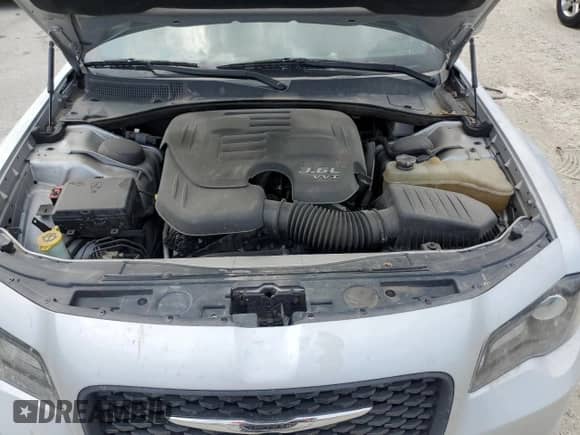 2020 Chrysler 300 S с VIN 2C3CCAGG9LH154966, выставлен на аукционе Copart как лот 64488275 с пробегом 98 939 миль миль и Списание • Salvage title. История ставок и продаж доступна на DreamBid. Изображение 11.