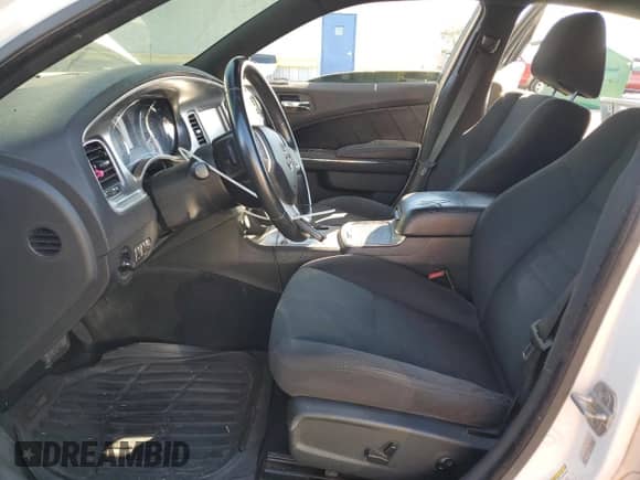 2013 Dodge Charger RT Max z VIN 2C3CDXCTXDH680219, wystawiony jako Copart lot #82601065 z przebiegiem 141 941 mil mil oraz Czysty tytuł • Clean title. Historia ofert i sprzedaży dostępna na DreamBid. Obrazek 7.