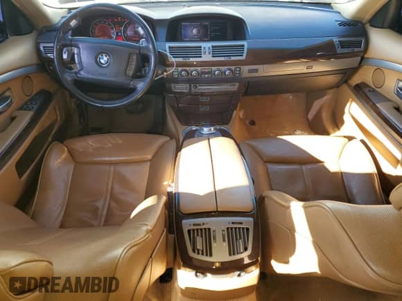 2007 BMW 7 Series 750i with VIN WBAHL83547DT08658, listed as a Copart auction lot 46090335 with 202,756 mi miles and Clean title. Bid and sale history available at DreamBid. Image 8.