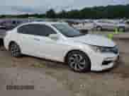 2016 Honda Accord EX-L z VIN 1HGCR3F8XGA006749, wystawiony jako Copart lot #68822205 z przebiegiem 192 651 mil mil oraz Szkoda całkowita • Salvage title. Historia ofert i sprzedaży dostępna na DreamBid. Obrazek 4.