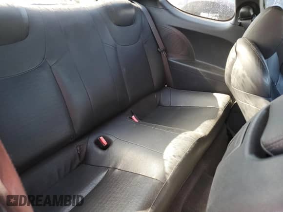 2013 Hyundai Genesis Coupe R-Spec с VIN KMHHU6KJ8DU082926, выставлен на аукционе Copart как лот 74666544 с пробегом 100 907 миль миль и Чистый • Clean title. История ставок и продаж доступна на DreamBid. Изображение 10.