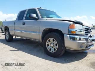 2005 GMC Sierra 1500 SLE with VIN 1GTEK19Z15Z334502, listed as a IAAI auction lot 42010820 with 253,786 mi miles and . Bid and sale history available at DreamBid. Image 1.