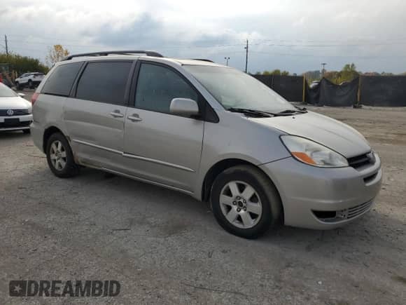 2004 Toyota Sienna XLE z VIN 5TDZA22C84S107159, wystawiony jako Copart lot #90580445 z przebiegiem 232 067 mil mil oraz Czysty tytuł • Clean title. Historia ofert i sprzedaży dostępna na DreamBid. Obrazek 4.