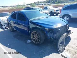 2023 Toyota Camry SE z VIN 4T1G11AK4PU136941, wystawiony jako IAAI lot #42397721 z przebiegiem 35 670 mil mil oraz . Historia ofert i sprzedaży dostępna na DreamBid. Obrazek 1.