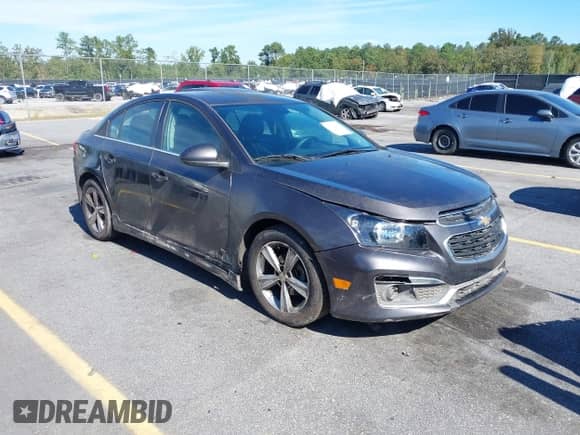 2015 Chevrolet Cruze LT z VIN 1G1PE5SB1F7124914, wystawiony jako IAAI lot #43482609 z przebiegiem 188 409 mil mil oraz . Historia ofert i sprzedaży dostępna na DreamBid. Obrazek 1.