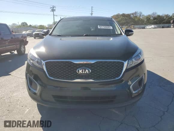 2018 Kia Sorento L with VIN 5XYPG4A37JG375955, listed as a Copart auction lot 89708695 with 231,406 mi miles and Clean title. Bid and sale history available at DreamBid. Image 5.