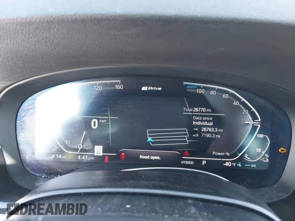 2023 BMW 5 Series 530e с VIN WBA13AG00PCM10164, выставлен на аукционе IAAI как лот 42406603 с пробегом 26 770 миль миль и . История ставок и продаж доступна на DreamBid. Изображение 7.