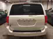 2013 Dodge Grand Caravan SE z VIN 2C4RDGBG4DR533818, wystawiony jako IAAI lot #41981195 z przebiegiem 166 658 mil mil oraz . Historia ofert i sprzedaży dostępna na DreamBid. Obrazek 16.