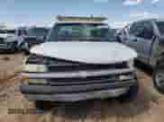 2001 Chevrolet Silverado 2500 с VIN 1GCGC24U81Z301126, выставлен на аукционе Copart как лот 68565134 с пробегом 256 662 миль миль и Списание • Salvage title. История ставок и продаж доступна на DreamBid. Изображение 5.