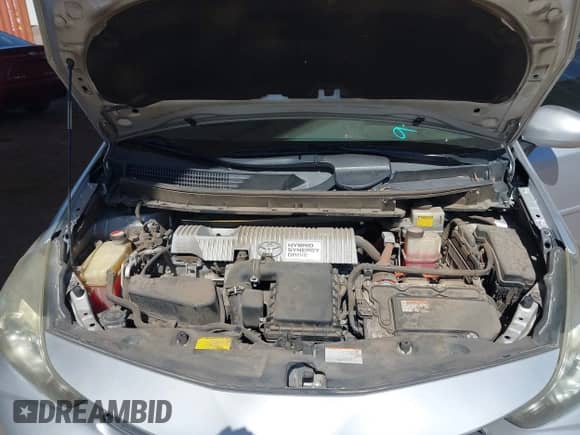 2015 Toyota Prius Two z VIN JTDZN3EU1FJ028933, wystawiony jako IAAI lot #43226233 z przebiegiem 177 350 mil mil oraz . Historia ofert i sprzedaży dostępna na DreamBid. Obrazek 10.