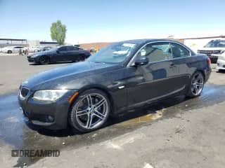 2012 BMW 3 Series 335i с VIN WBADX7C53CE744242, выставлен на аукционе Copart как лот 64462455 с пробегом 70 376 миль миль и Чистый • Clean title. История ставок и продаж доступна на DreamBid. Изображение 1.