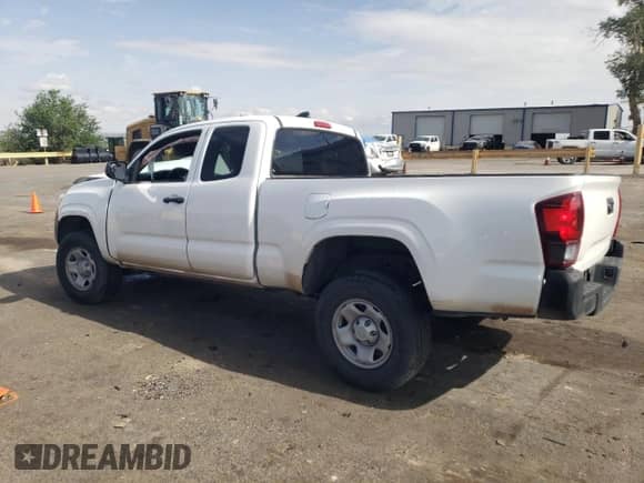 2022 Toyota Tacoma SR with VIN 3TYRX5GNXNT052410, listed as a Copart auction lot 61679135 with 32,483 mi miles and Salvage title. Bid and sale history available at DreamBid. Image 2.