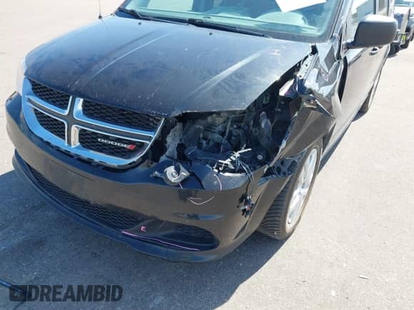 2018 Dodge Grand Caravan SE with VIN 2C4RDGBG3JR304722, listed as a IAAI auction lot 43212838 with 206,173 mi miles and . Bid and sale history available at DreamBid. Image 6.