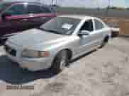 2007 Volvo S60 2.5L Turbo с VIN YV1RS592072616549, выставлен на аукционе IAAI как лот 43010198 с пробегом 242 583 миль миль и . История ставок и продаж доступна на DreamBid. Изображение 2.