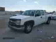2004 Chevrolet Silverado 1500 Work Truck with VIN 1GCEC19Z74Z276603, listed as a Copart auction lot 70582324 with 211,118 mi miles and Salvage title. Bid and sale history available at DreamBid. Image 1.