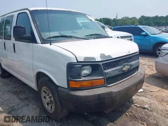 2011 Chevrolet Express Cargo with VIN 1GCSGAFX2B1112312, listed as a IAAI auction lot 42374896 with 140,571 mi miles and . Bid and sale history available at DreamBid. Image 1.