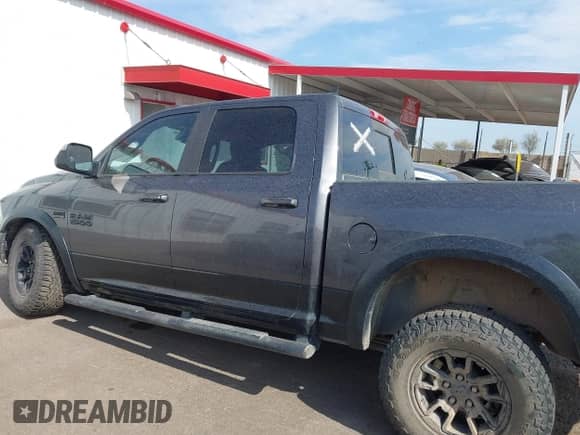 2018 Ram 1500 Rebel с VIN 1C6RR7YT8JS122252, выставлен на аукционе IAAI как лот 43013604 с пробегом 90 857 миль миль и . История ставок и продаж доступна на DreamBid. Изображение 14.