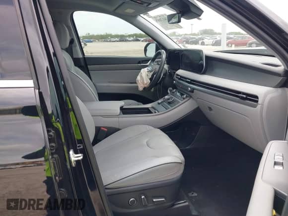 2024 Hyundai Palisade SEL с VIN KM8R44GE3RU677100, выставлен на аукционе IAAI как лот 42413885 с пробегом 26 445 миль миль и . История ставок и продаж доступна на DreamBid. Изображение 5.