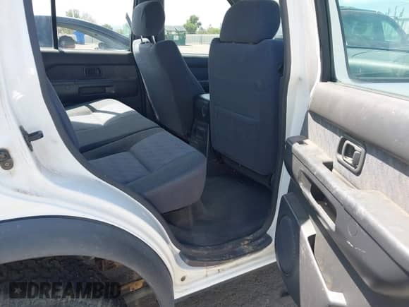 1997 Nissan Pathfinder XE с VIN JN8AR05S6VW106613, выставлен на аукционе IAAI как лот 42806384 с пробегом 164 038 миль миль и . История ставок и продаж доступна на DreamBid. Изображение 8.