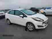 2015 Ford Fiesta SE z VIN 3FADP4BJ6FM136249, wystawiony jako Copart lot #90844195 z przebiegiem 133 405 mil mil oraz Szkoda całkowita • Salvage title. Historia ofert i sprzedaży dostępna na DreamBid. Obrazek 4.