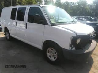 2005 Chevrolet Express Cargo z VIN 1GCFG15X451252983, wystawiony jako IAAI lot #42790611 z przebiegiem 87 741 mil mil oraz . Historia ofert i sprzedaży dostępna na DreamBid. Obrazek 1.