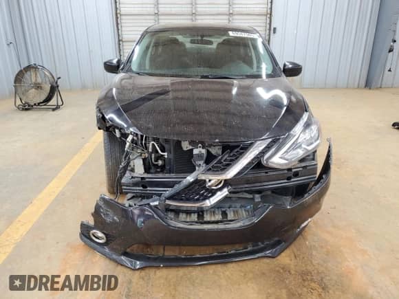 2017 Nissan Sentra S z VIN 3N1AB7AP1HY235398, wystawiony jako Copart lot #69547505 z przebiegiem 88 045 mil mil oraz Szkoda całkowita • Salvage title. Historia ofert i sprzedaży dostępna na DreamBid. Obrazek 5.